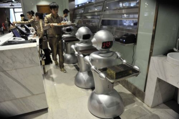 Çin'in en büyük robot restorantı - Page 4