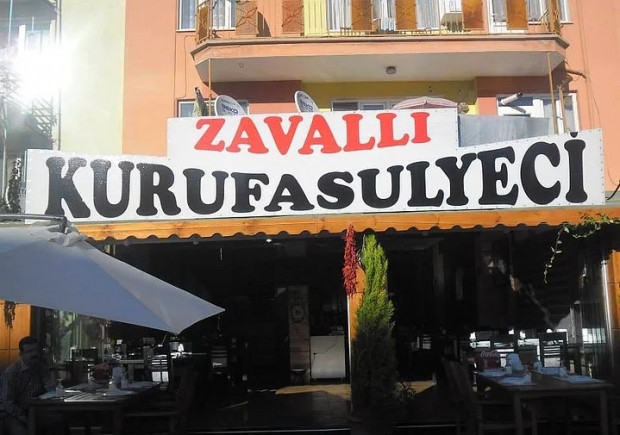 Dikkat çekeyim derken dillere düşen esnaflardan 23 yaratıcı dükkan ismi - Page 4