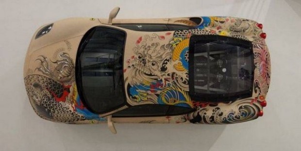 Dövmeli Ferrari F430 büyüledi! - Page 4