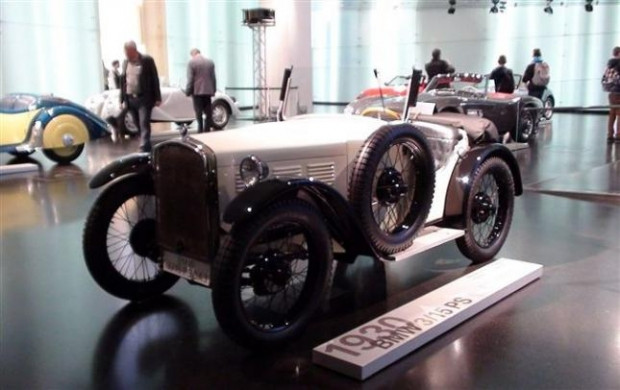 Dünden bugüne BMW'nin muhteşem araçları! - Page 4