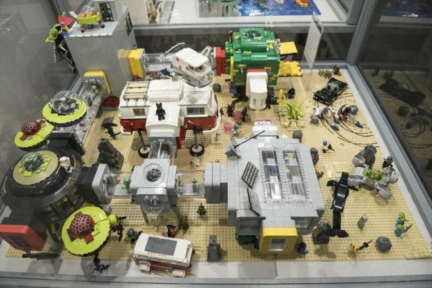 Dünyanın en büyük Lego sergisi - Page 3