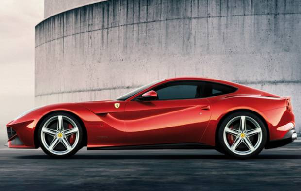 Dünyanın en hızlı arabası Ferrari F12 Berlinetta - Page 3