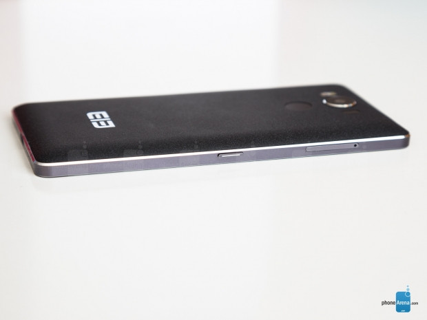 Dünyanın ilk 10 çekirdekli (Helio X20) akıllı telefonu P9000 - Page 2