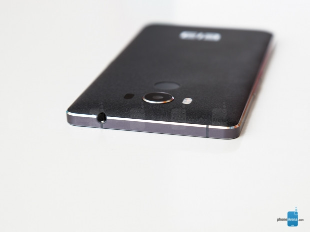 Dünyanın ilk 10 çekirdekli (Helio X20) akıllı telefonu P9000 - Page 4