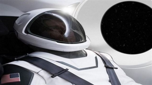 Elon Musk, projesinde giyilecek astronot kıyafetlerini paylaştı - Page 2