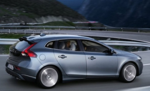 En az yakan hem alt sınıf hem de lüks dizel otomobiller - Page 3