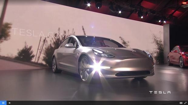 En çok satan elektrikli araç Tesla 3 - Page 2