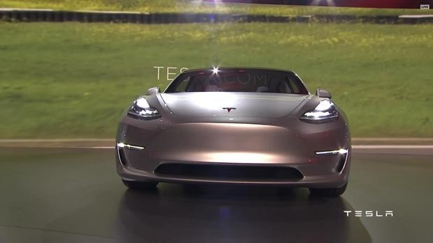 En çok satan elektrikli araç Tesla 3 - Page 3
