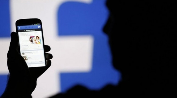Facebook'ta bu kadına dikkat! - Page 2