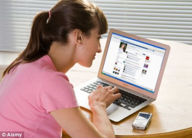 Facebook'taki sinir bozucu 21 arkadaş tipi - Page 4