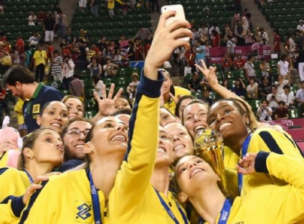 2014'ün en iyi selfie'leri - Page 4