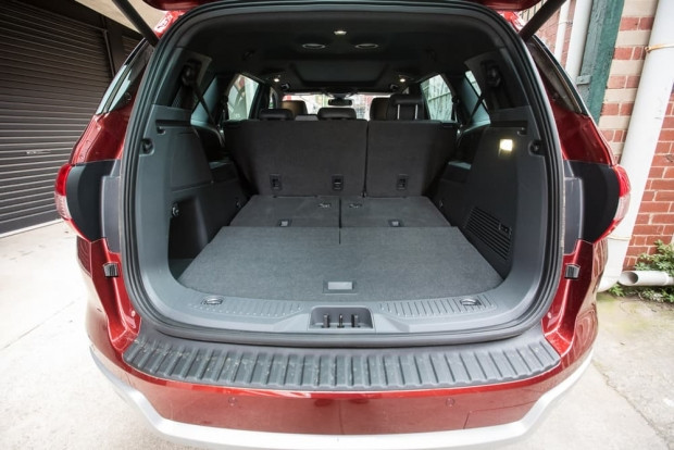 Ford Everest SUV'a daha yakından bakın - Page 3