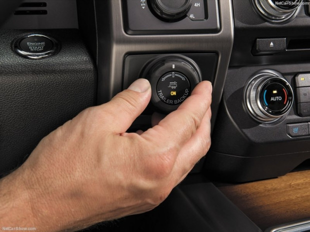 Ford F-150 Limited (2016) - Page 3