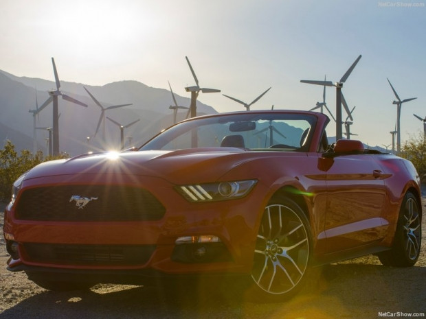 Ford Mustang Convertible 2015 - Page 1