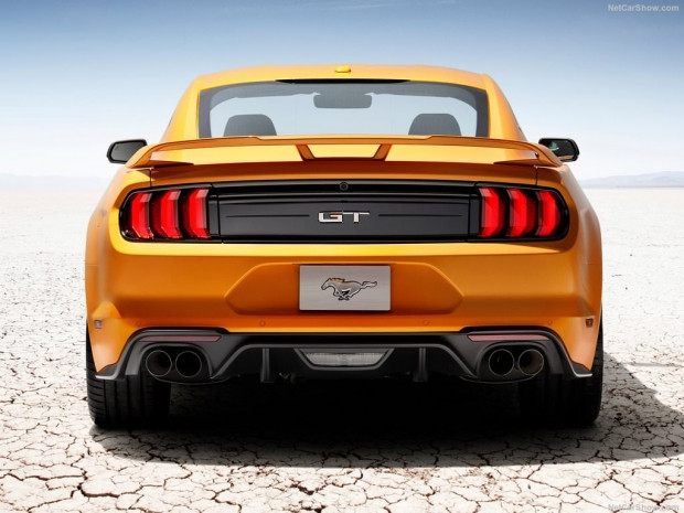 Ford Mustang GT 2018 - Page 1
