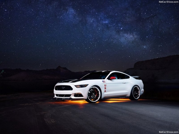 Ford Mustang GT Apollo Edition 2015 - Page 4