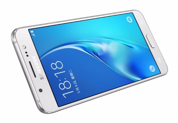 Galaxy J7 (2016) ve J5 (2016) piyasaya çıkıyor - Page 2