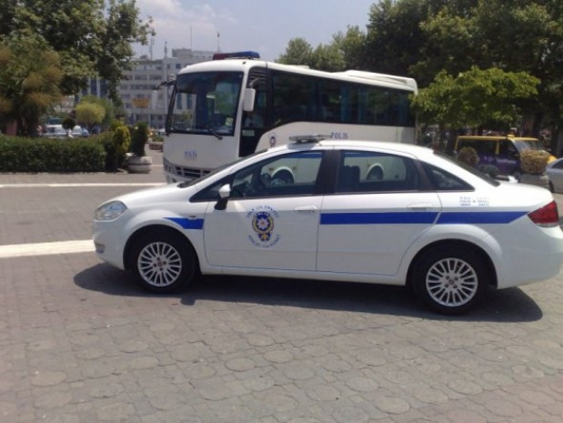 Geçmişten günümüze polis araçları - Page 3