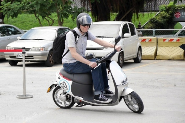 Gogoro, Akıllı Scooter satacak! - Page 2