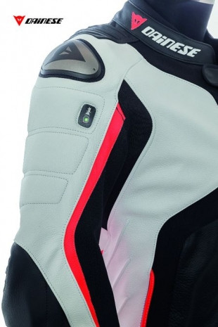 Hava yastıklı motorsiklet kıyafeti Dainese - Page 1