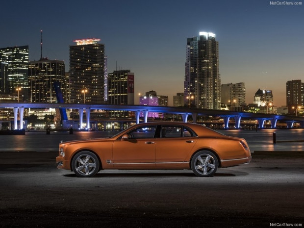 Hız canavarı Bentley Mulsanne 2015 - Page 2