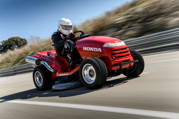 Honda çim biçme makinası, 0/100 km'ye 4 saniyede çıkıyor! - Page 2