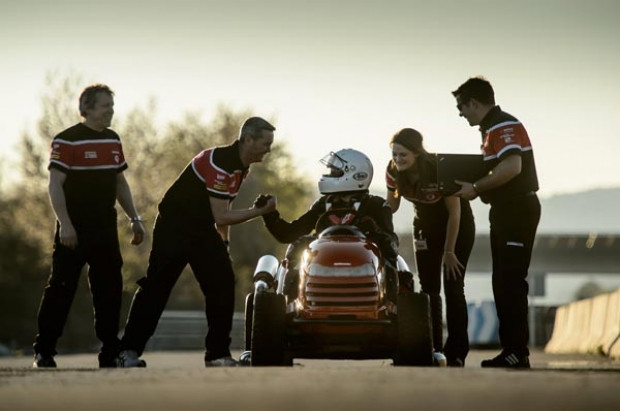 Honda çim biçme makinası, 0/100 km'ye 4 saniyede çıkıyor! - Page 4