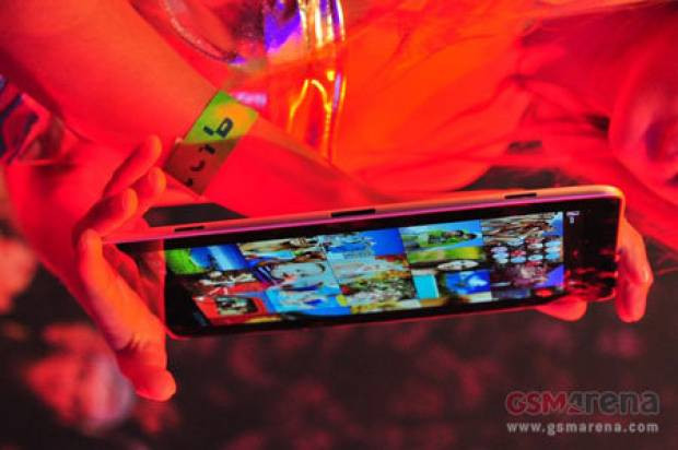 Huawei'den 4 çekirdekli tablet, MediPad FHD 10 - Page 4