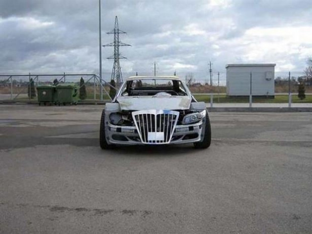 Hurda olarak aldığı Mercedes-Benz CLK-Class'ı baştan sona değiştirdi - Page 3