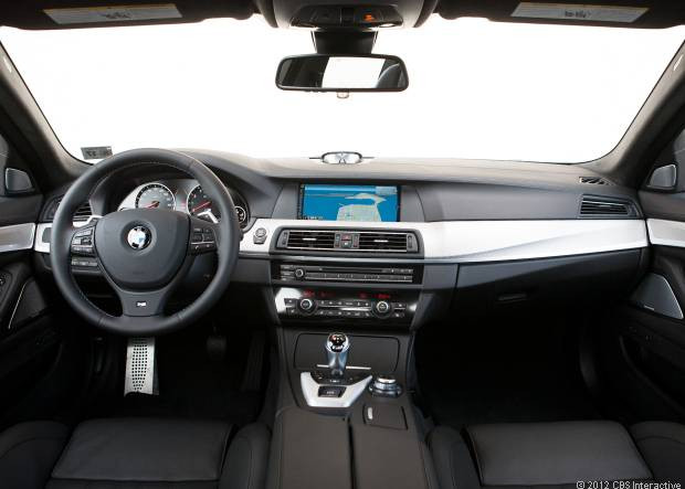 Huzurlarınızda: BMW M5 2013 - Page 1
