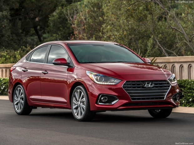 Hyundai Accent 2018 - Page 4