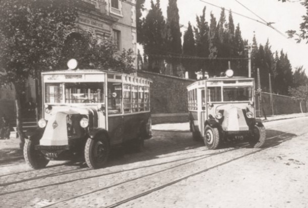 İETT 1927 model nostaljik otobüsle sefere çıkıyor - Page 2