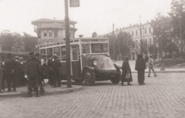İETT 1927 model nostaljik otobüsle sefere çıkıyor - Page 3