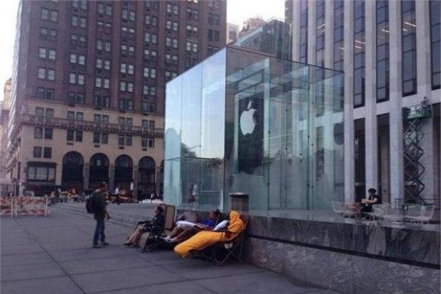 iPhone 6 kuyrukları oluşmaya başladı! - Page 4