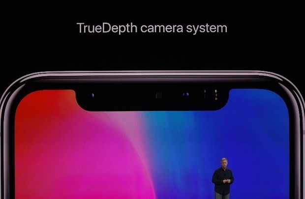 iPhone X'in bu modeli için evinizi satmanız gerek! - Page 1