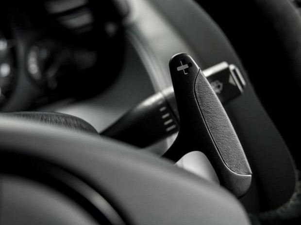 İşte Aston Martin'in yeni canavarı,V8 Vantage N430 - Page 2