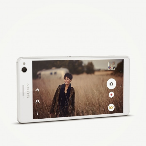 İşte detaylı özellikleri ile Sony Xperia C4 - Page 1