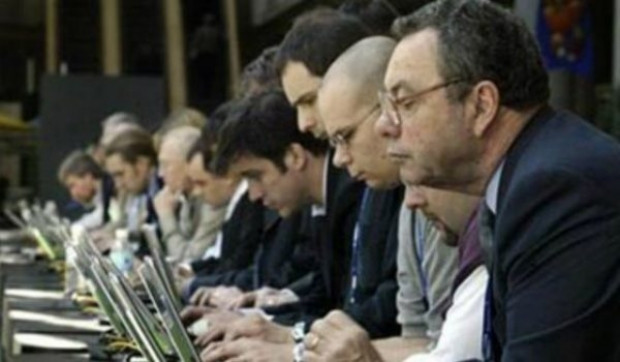 İşte internet bağımlısı ülkeler! - Page 3