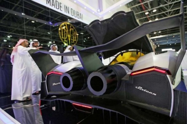 Jet uçaklarıyla yarışacak araba:Devel Sixteen - Page 2