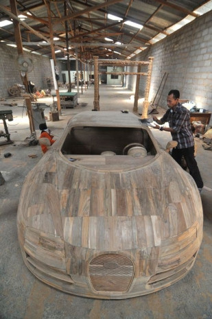 İşte kare kere ağaçtan Bugatti yapılışı - Page 2