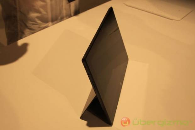 İşte Microsoft'un iPad'e rakip tableti Surface! - Page 3