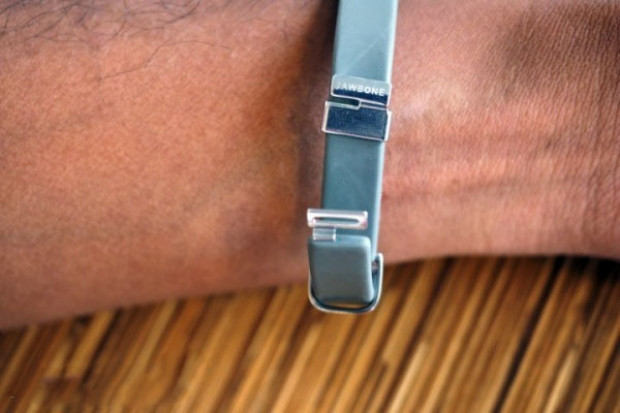 Jawbone'un egzersiz takip cihazı Up3 - Page 3