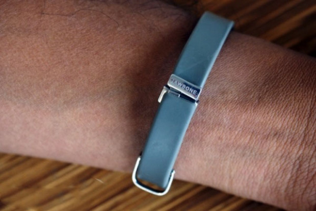 Jawbone'un egzersiz takip cihazı Up3 - Page 4