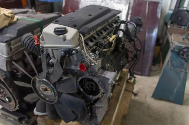 Jeep Wrangler model aracını muhteşem bir eve çevirdi - Page 4