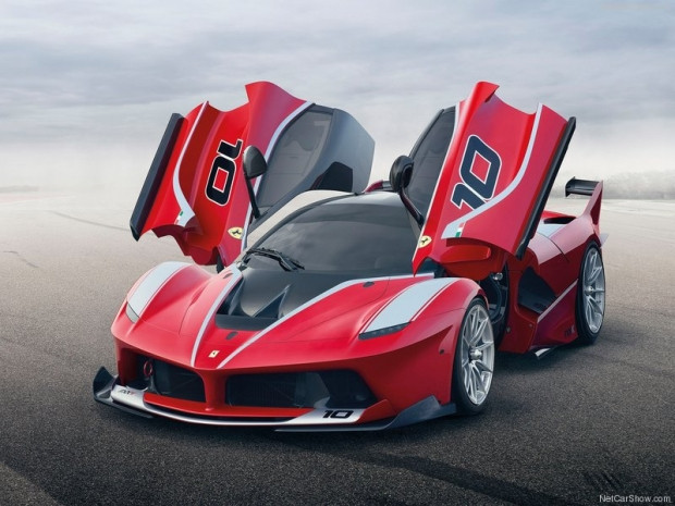 Karşınızda 1035 Beygir Ferrari FXX-K! - Page 1