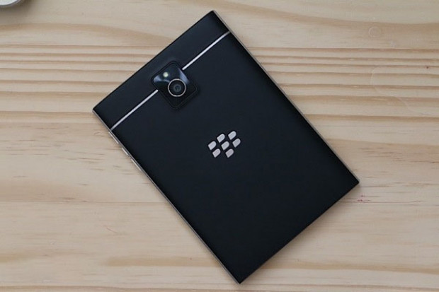 Karşınızda BlackBerry Passport - Page 4