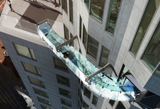 Korkunun dibine vurduran Skyslide kaydırağı - Page 3