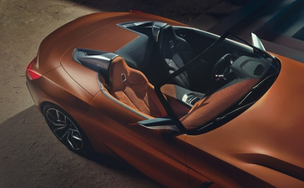 Kusursuz tasarımıyla BMW, Concept Z4 Roadster - Page 1