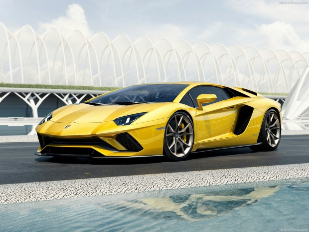 Karşınızda Lamborghini Aventador S 2017! - Page 4