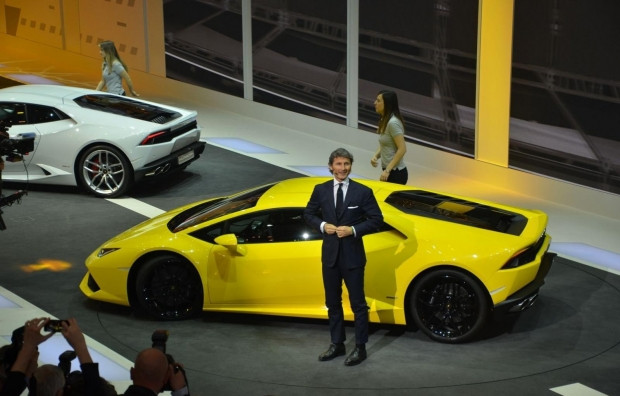 Lamborghini Huracan'ın nefes kesen tanıtımı! - Page 1
